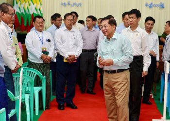 ရွေးကောက်ပွဲအလွန် စစ်ခေါင်းဆောင် မင်းအောင်လှိုင်၏ “နေရာ”