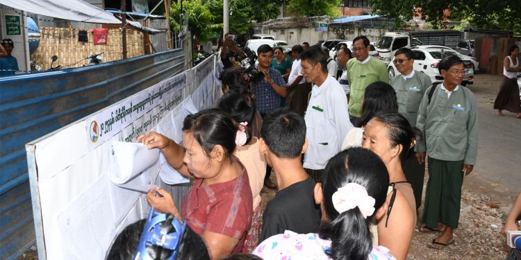 မန္တလေး၌ မဲကတ်ထုတ်ရန် ပျူစောထီးများ နှိုးဆော်